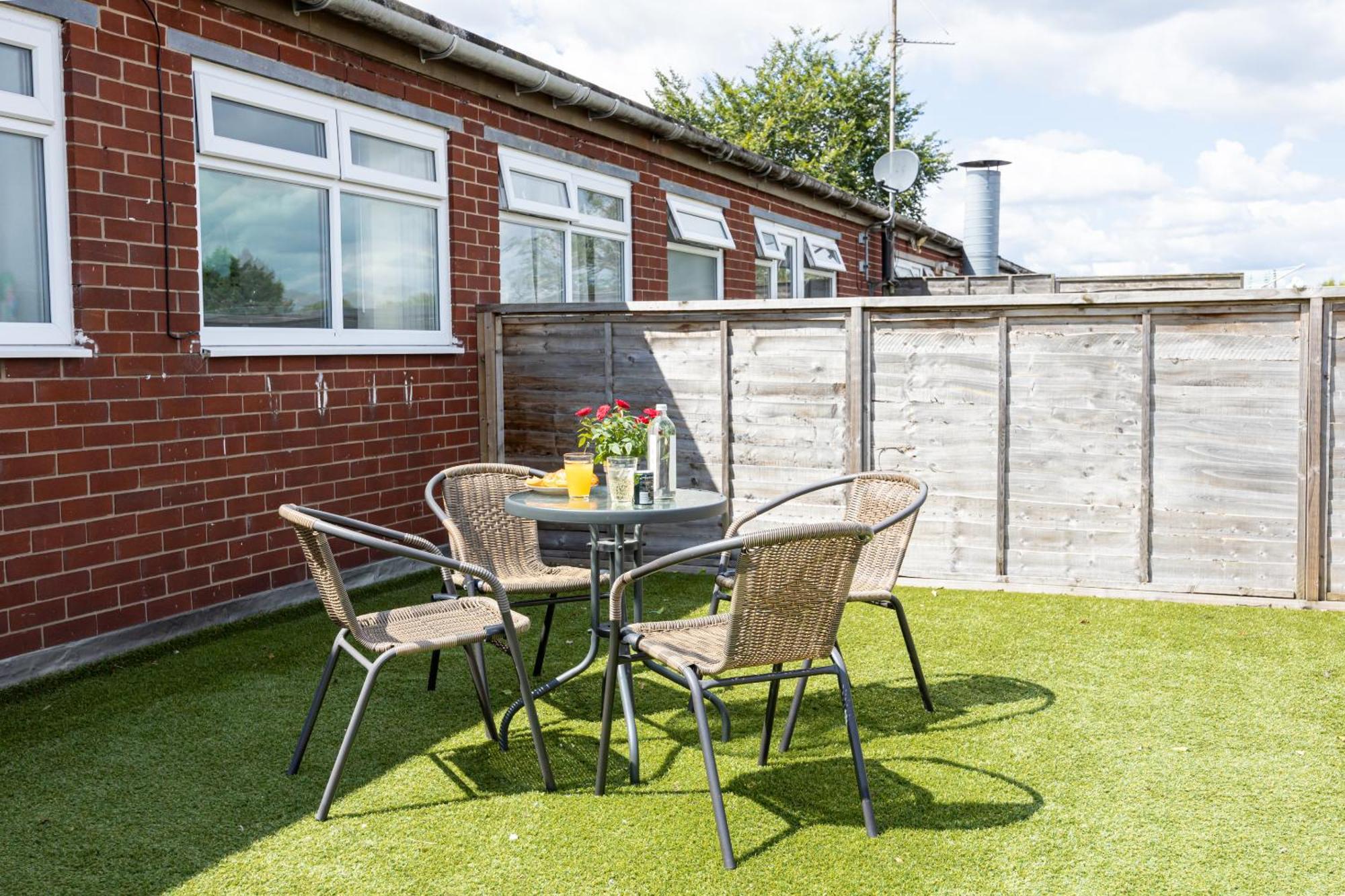 Apartment Manchester Airport Modernised - Free Parking