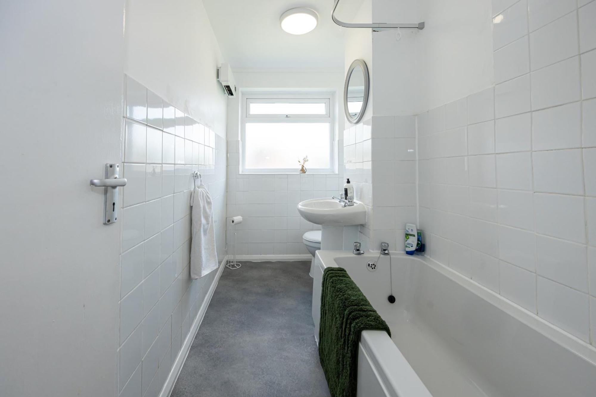 Apartment Manchester Airport Modernised - Free Parking *